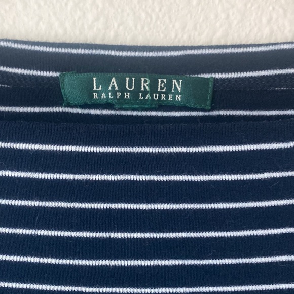 Lauren by Ralph Lauren Women’s Short Sleeve Navy&White Pinstripe Top Size Medium - Picture 2 of 6